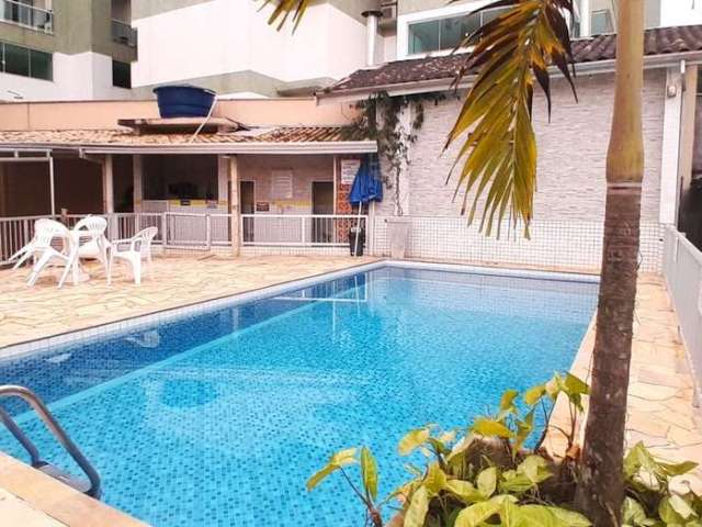 Ubatuba - Praia Grande: Apartamento com 1 Dormitório Vaga Coberta e piscina.