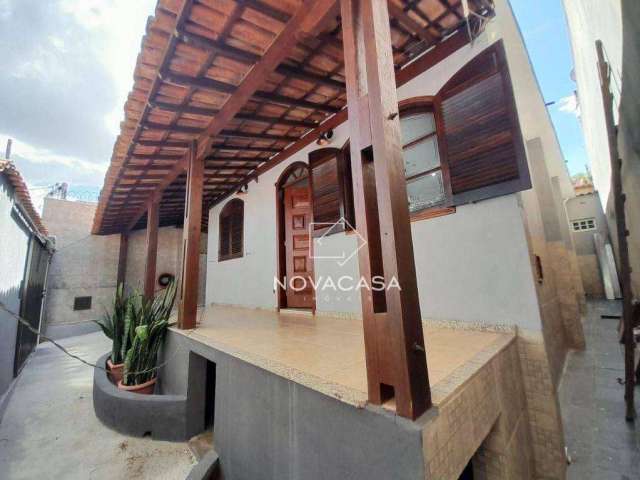 Casa com 3 dormitórios à venda, 130 m² por R$ 400.000,00 - Piratininga (Venda Nova) - Belo Horizonte/MG