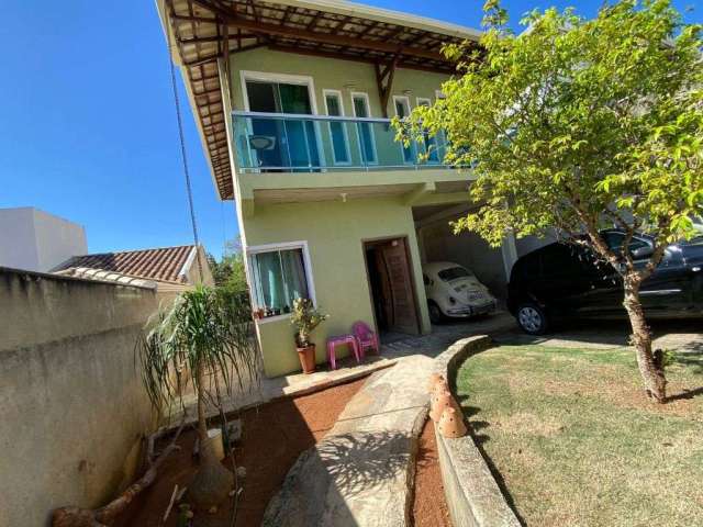 Casa com 3 dormitórios à venda, 130 m² por R$ 650.000,00 - Jardim Imperial - Lagoa Santa/MG