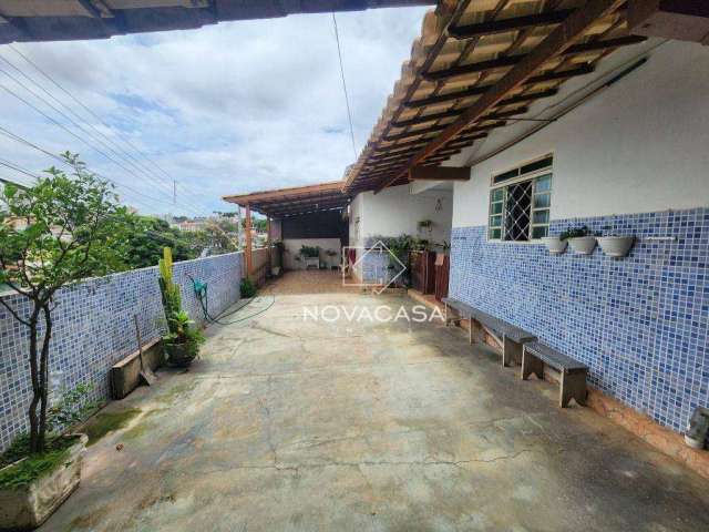 Casa com 3 dormitórios à venda, 269 m² por R$ 600.000,00 - Planalto - Belo Horizonte/MG