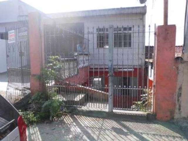 Casa terrea com Dois Dormitorios mais  Edicula e tres vagas de garagem