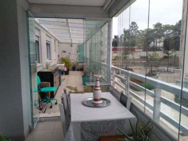 Apartamento  105 m2 com tres dormitorios e  duas vagas garagem.