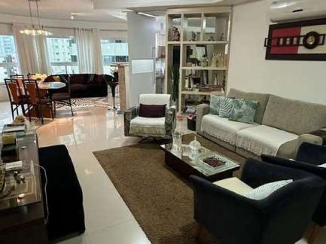 Apartamento à Venda em Balneário Camboriú,  3 quartos 3 suítes, 127,00m²