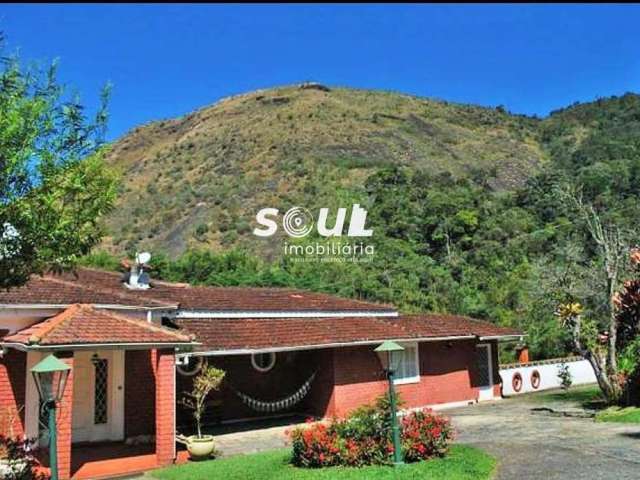 Casa para Venda em Teresópolis, Cascata dos Amores, 5 dormitórios, 3 suítes, 4 banheiros, 5 vagas