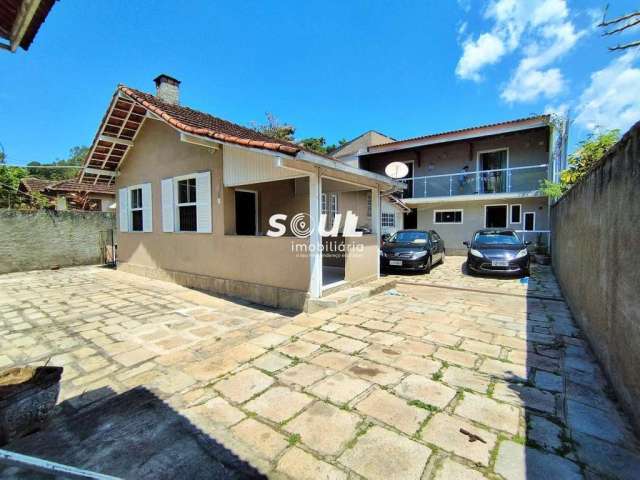 Casa para Venda em Teresópolis, Bom Retiro, 2 dormitórios, 1 banheiro, 5 vagas