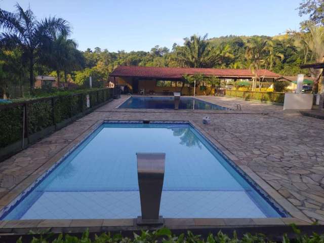 Casa para Venda em Guapimirim, Limoeiro, 4 dormitórios, 3 suítes, 4 banheiros, 4 vagas