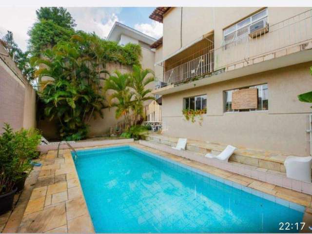 Casa em condomínio fechado com 3 quartos à venda em Cerqueira César, São Paulo  por R$ 3.200.000