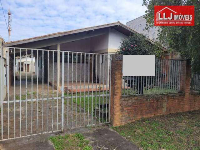 Casa 338 m2 ( 3 casas) averbadas, terreno com 910 m2 casa principal 3 qtos ( 2 stes) R$ 1.500.000 - Bairro Alto - Curitiba/PR