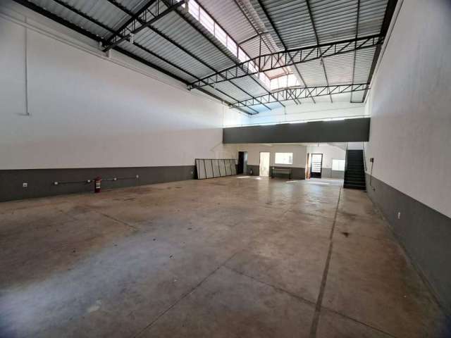 Barracão para alugar, 180 m² por R$ 4.500,00/mês - Jardim Nazareth - Marília/SP