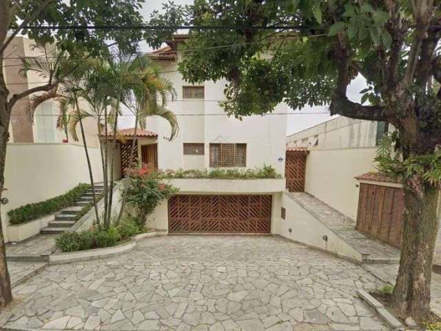 Casa Alto Padrão 5 Quartos 7 banheiros 4 Suítes  355m²   R$ 2.600,000