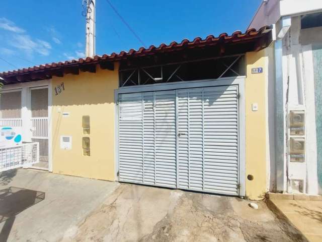 Casa para alugar no bairro Jardim Pérola - Marília/SP