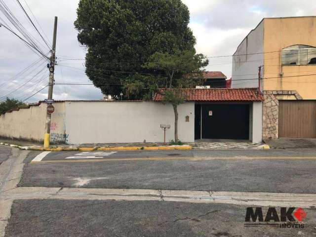 Sobrado com 4 dormitórios à venda, 250 m² por R$ 890.000,00 - Parque Santa Rosa - Suzano/SP