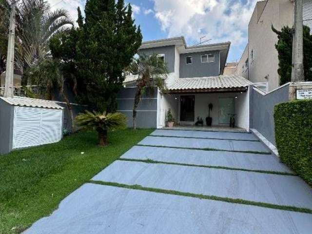 Sobrado com 3 dormitórios à venda, 280 m² por R$ 1.600.000,00 - Aruã - Mogi das Cruzes/SP