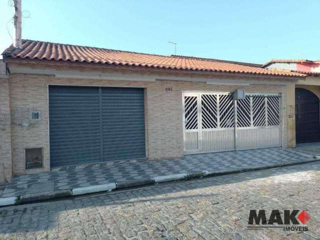 Casa com 3 dormitórios à venda, 200 m² por R$ 580.000 - Vila Amorim - Suzano/SP