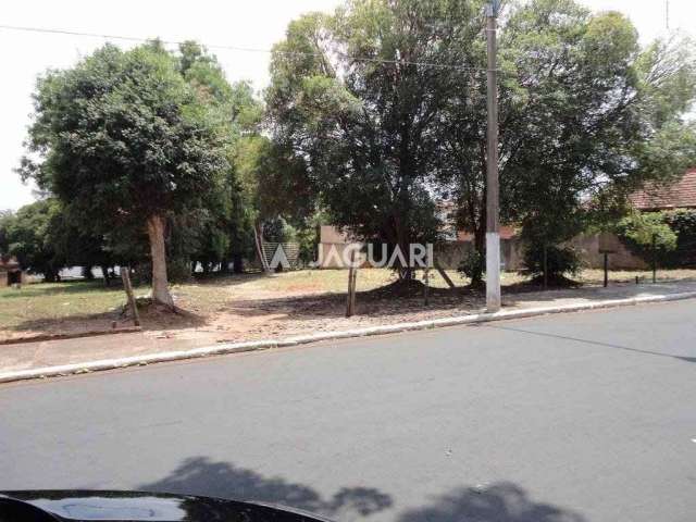 Terreno no Bairro JARDIM SÃO VICENTE I na cidade de  Agudos;