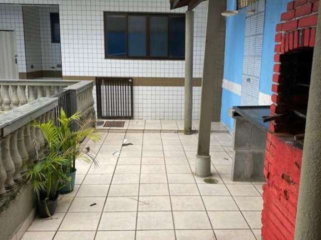 Sobrado com Piscina no Quietude