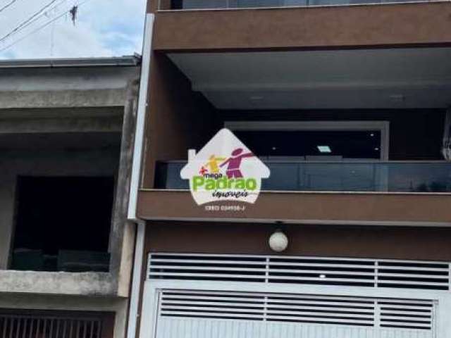 Casa com 3 quartos à venda no Jardim Adriana, Guarulhos  por R$ 1.100.000