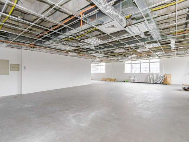 Sala Comercial para alugar no Centro Cívico, Curitiba - 233 m² Ref 334