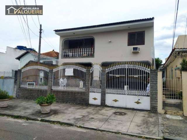 Casa com 3 dormitórios à venda, 298 m² por R$ 749.999,99 - Vila Valqueire - Rio de Janeiro/RJ