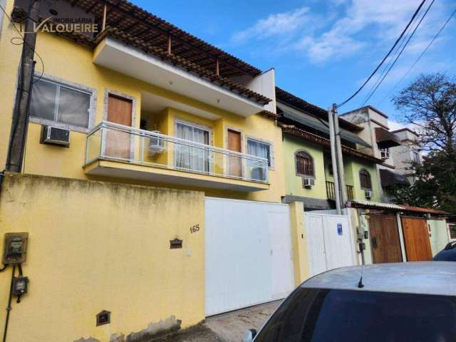 Casa com 3 dormitórios à venda, 120 m² por R$ 380.000,00 - Vila Valqueire - Rio de Janeiro/RJ