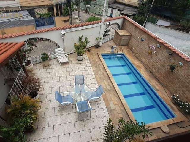 Casa à venda, 248 m² por R$ 780.000,00 - Bento Ribeiro - Rio de Janeiro/RJ