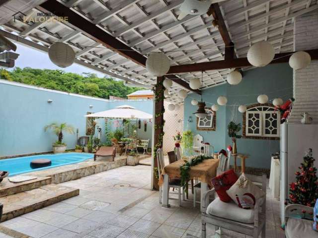 Casa com 5 dormitórios à venda, 313 m² por R$ 1.150.000,00 - Vila Valqueire - Rio de Janeiro/RJ