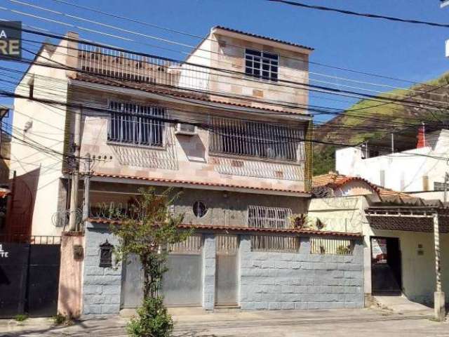 Casa com 3 dormitórios à venda, 250 m² por R$ 465.000,00 - Realengo - Rio de Janeiro/RJ