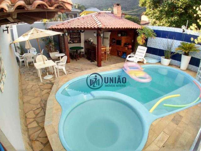 Casa com 3 quartos à venda, 260 m² por R$ 895.000 - Itaipu - Niterói/RJ