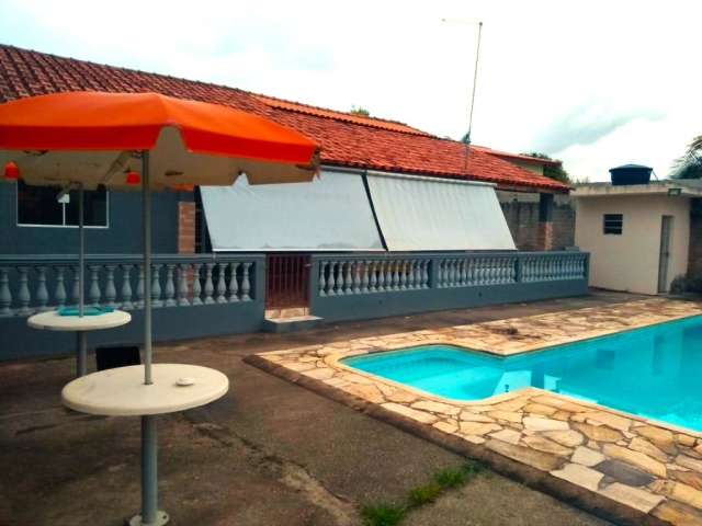 Chácara em Votorantim/ 2.900 m²/ Piscina/ Área Gourmet/ Ac. Rod. Raposo Tavares