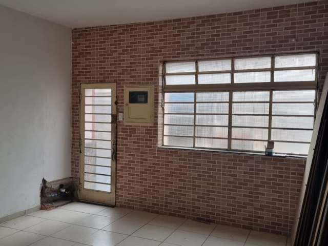 Casa 108 m²/ 2 Dorm./ Edícula/ Centro de Sorocaba/ Só 350 mil