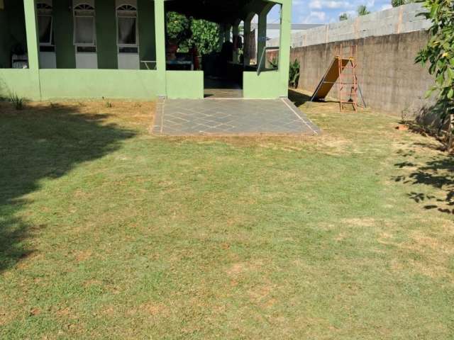 Chácara em Jundiaquara/ 787 m²/ Casa com varanda/ Só 380 mil