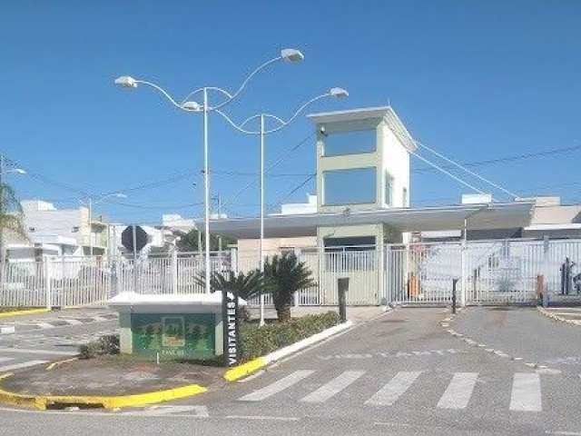 Casa térrea em condomínio/ 3 Dorm./ Suíte/ Horto Florestal/ Só R$ 2.970,00