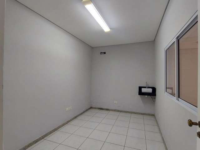 Sala comercial/ Centro de Sorocaba/ Ambientes compartilhados/ Aluguel R$ 945,00