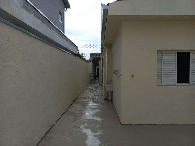 Casa Térrea para Venda em Mogi das Cruzes, Vila mogilar, 2 dormitórios, 2 suítes, 3 banheiros, 4 vagas