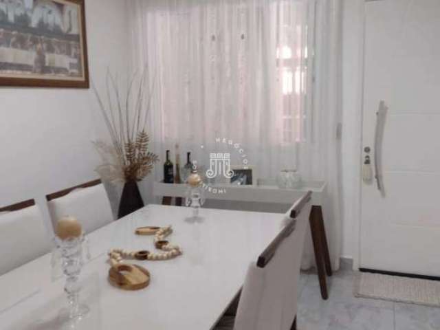 Casa à venda com 3 dormitórios no bairro colônia em jundiaí/sp