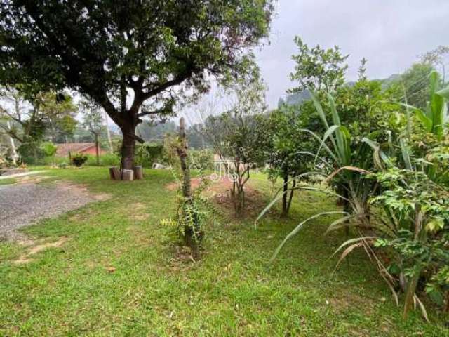 Chácara a venda com 3 casas com entradas independentes jardim promeca em varzea paulista/sp.