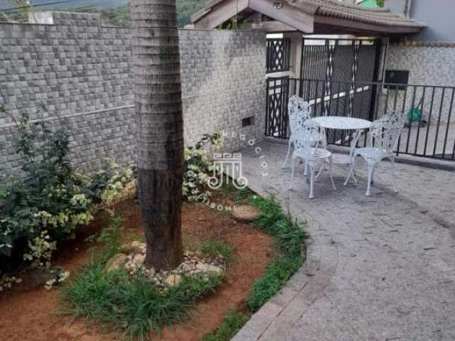 Vende-se linda casa no bairro Jardim Maristela em Atibaia-SP