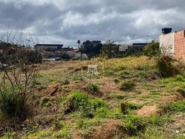 Terreno à venda no Jardim Petrópolis na cidade de Várzea Paulista/SP