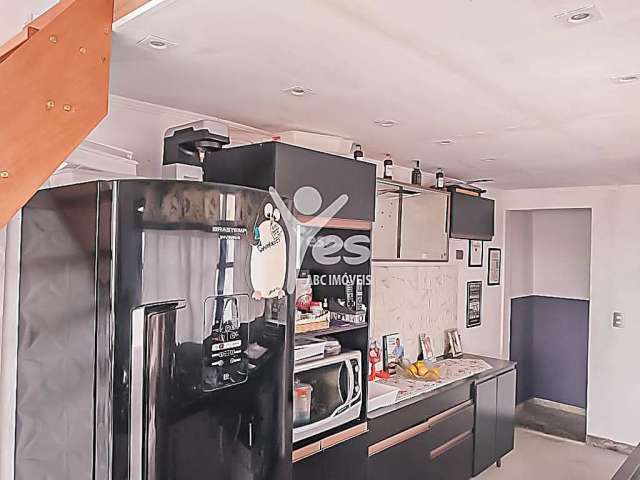 Cobertura Duplex com 02 dormitórios e área gourmet com churrasqueira, 01 vaga de garagem- Vila Scarpelli, Santo André, próximo do Mercado EXTRA.