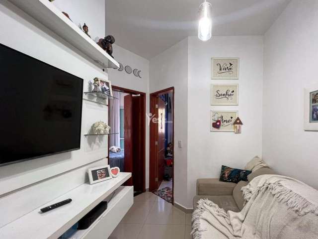 Apartamento planejado com quintal, localizado na Vila Scarpelli em Santo André.