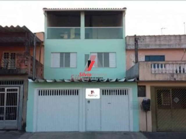 Casa de Vila para Venda no bairro Jardim Santo Antônio, 4 dorm, 1 suíte, 4 vagas, 250m²