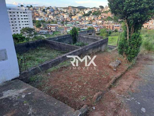 Excelente lote a venda bairro Realeza, 305 m² ótima topografia