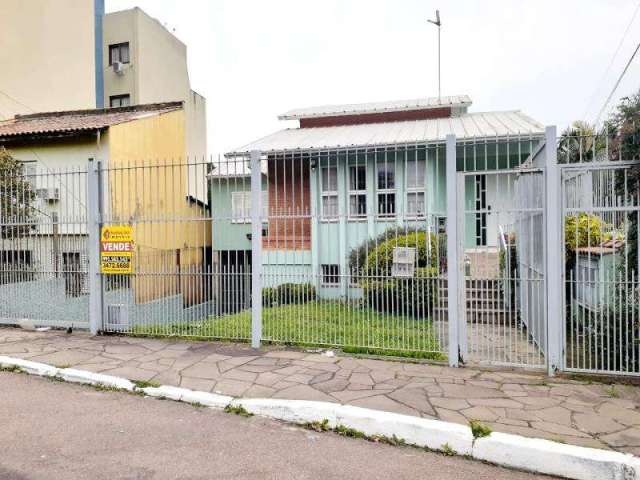 Casa com 3 quartos à venda na Rua Sete de Setembro, Nossa Senhora das Graças, Canoas, 258 m2 por R$ 1.700.000