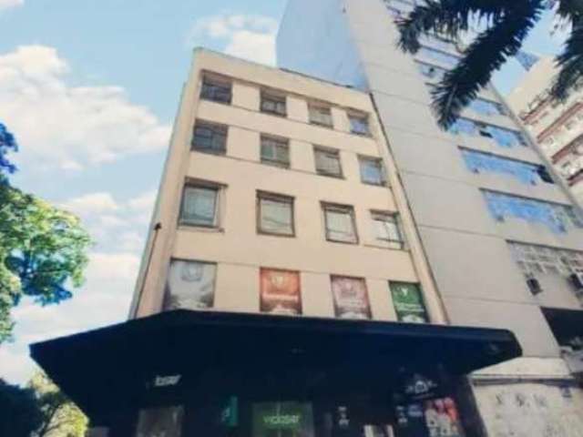 Prédio comercial com 753m², no Centro Histórico em Porto Alegre, 4 andares , com Elevador, SEM TAXA CONDOMINIAL