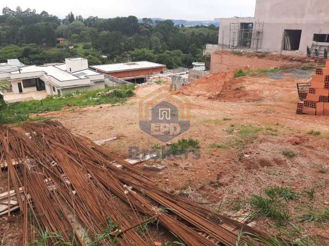 Terreno em Dois Córregos - Valinhos, SP