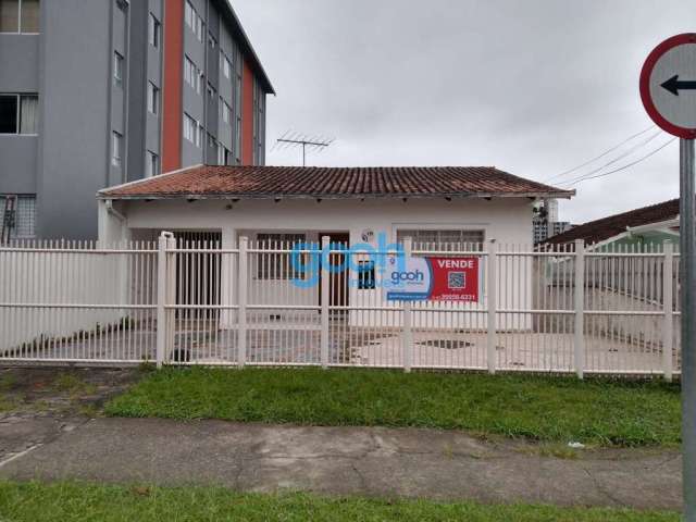 Terreno no Bairro Portão com casa