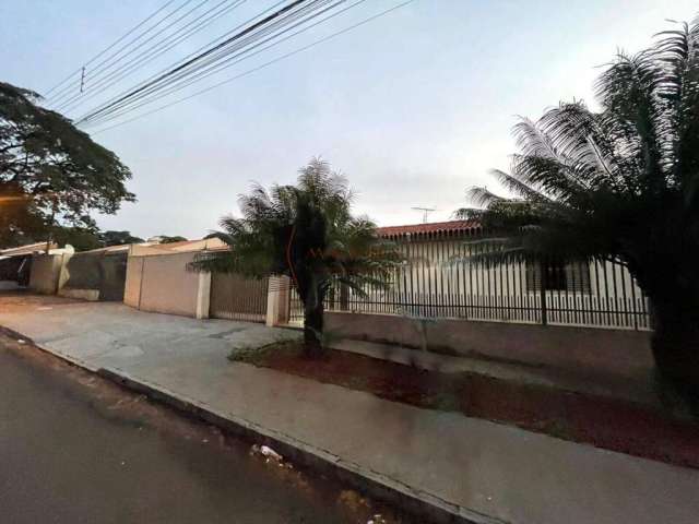 Casa à venda, 3 quartos, 5 vagas, Conjunto Residencial Thais - Maringá/PR