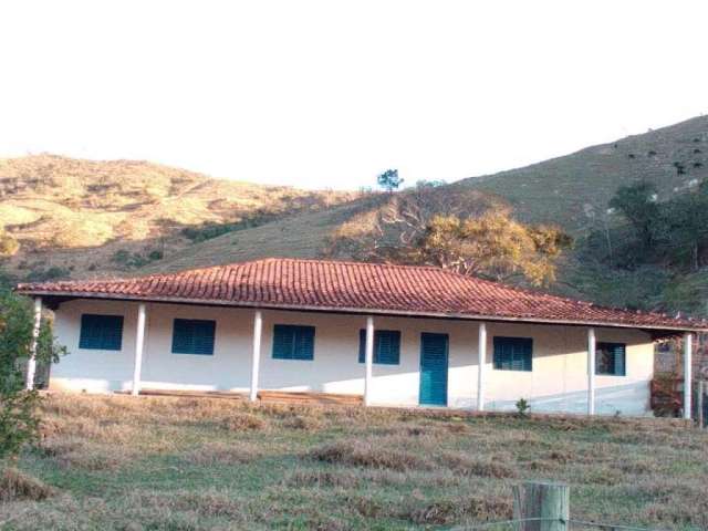 Fazenda com 1 sala à venda no Centro, Cunha  por R$ 5.000.000