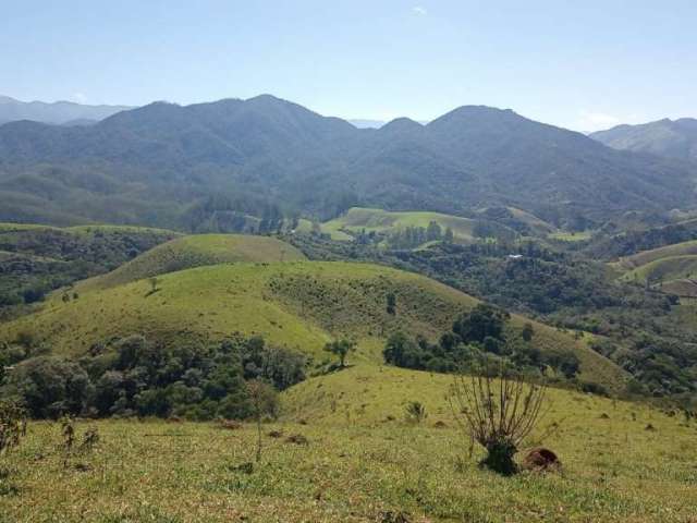 Chácara / sítio à venda em São Francisco Xavier, São José dos Campos  por R$ 300.000