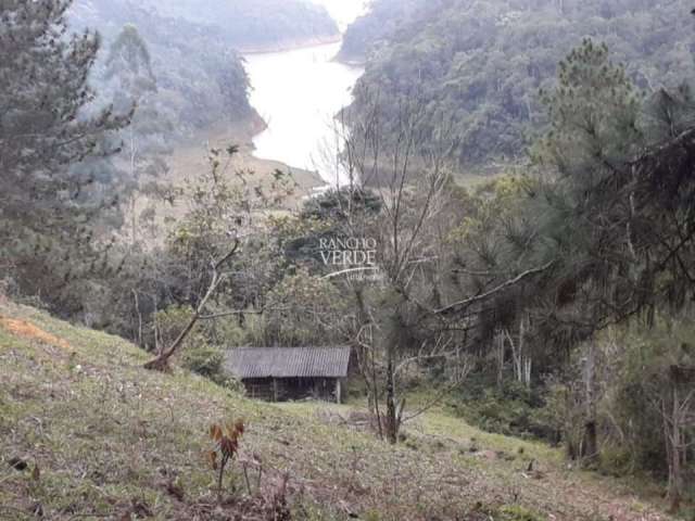 Chácara / sítio com 2 quartos à venda no Pavoeiro, Paraibuna  por R$ 600.000